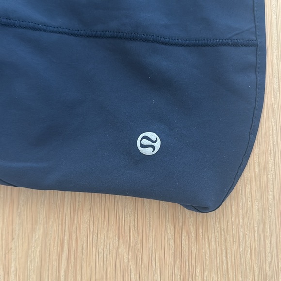 Lululemon 4’’ Hotty Hot Shorts 4 - Picture 3 of 5